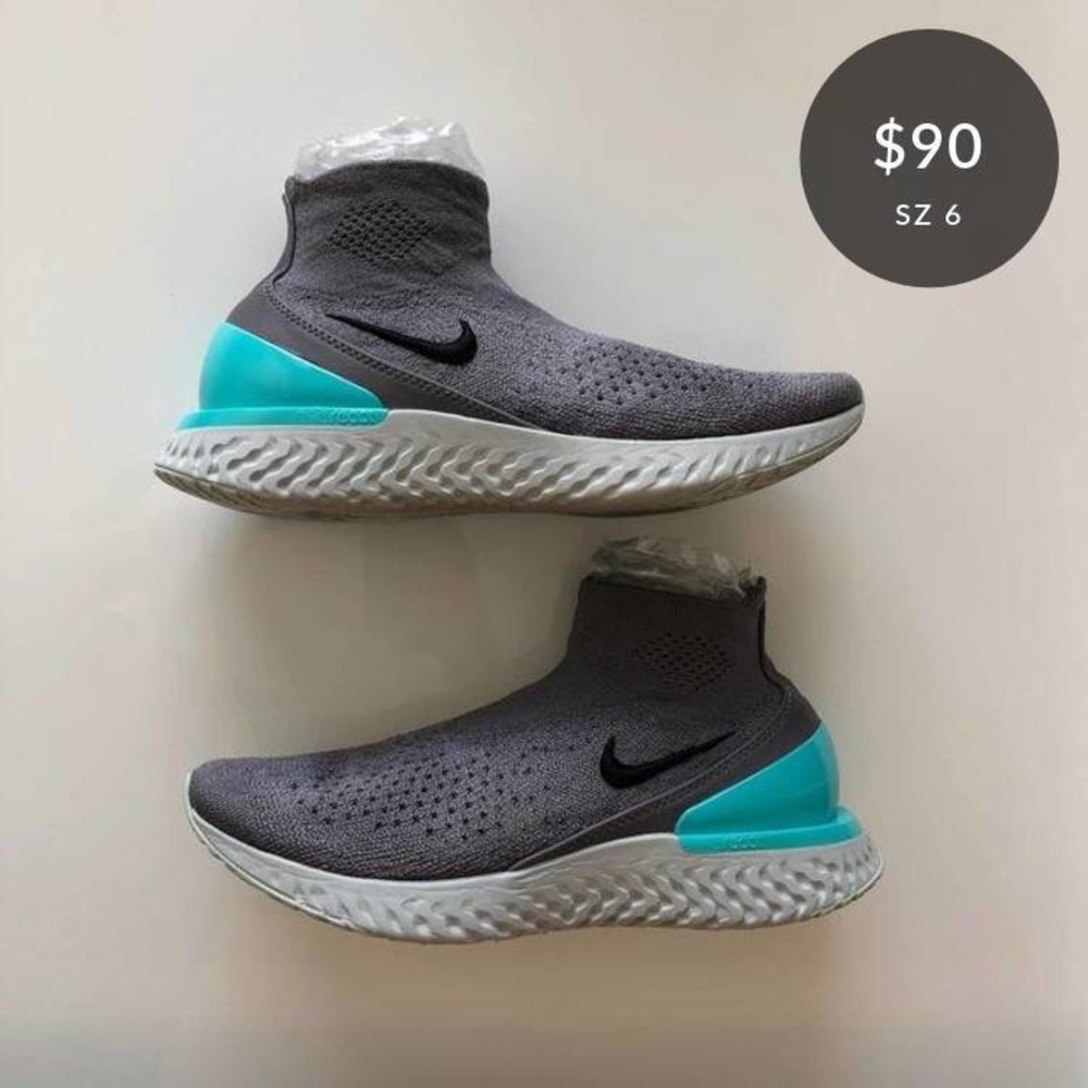 Nike Rise React Flyknit